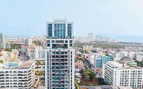 Beverly Mountain Bay, Trademark Collection By Wyndham